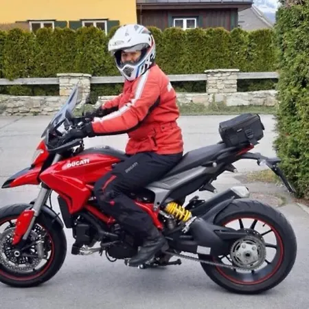 Bikertipp Kassar Ferienwohnung Zimmer Naehe Obertauern מאוטרנדורף